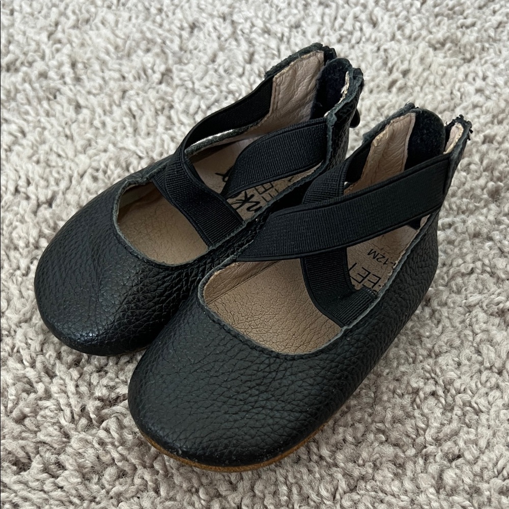 Monkey Feet Leather Black Ballet Flats